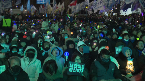 "경제성장보다 민주주의"…30년 만에 바뀐 미래상