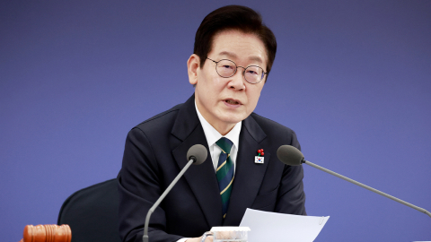  이 대통령, 12·29 참사에 "대통령으로서 사죄…유가족 종합지원"