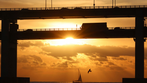 해넘이·해돋이 세밑 한파 속에 본다…호남 서해안 눈