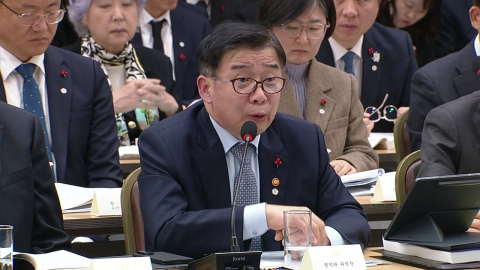  '윤 정부 임명' 유철환 권익위원장 사의 표명