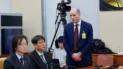 "제발 김범석 좀 잡아달라"…쿠팡 노동자 유족들 눈물 호소