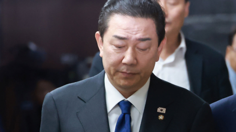 김병기 원내대표직 전격 사퇴…국힘 "의원직도 내려놔야"