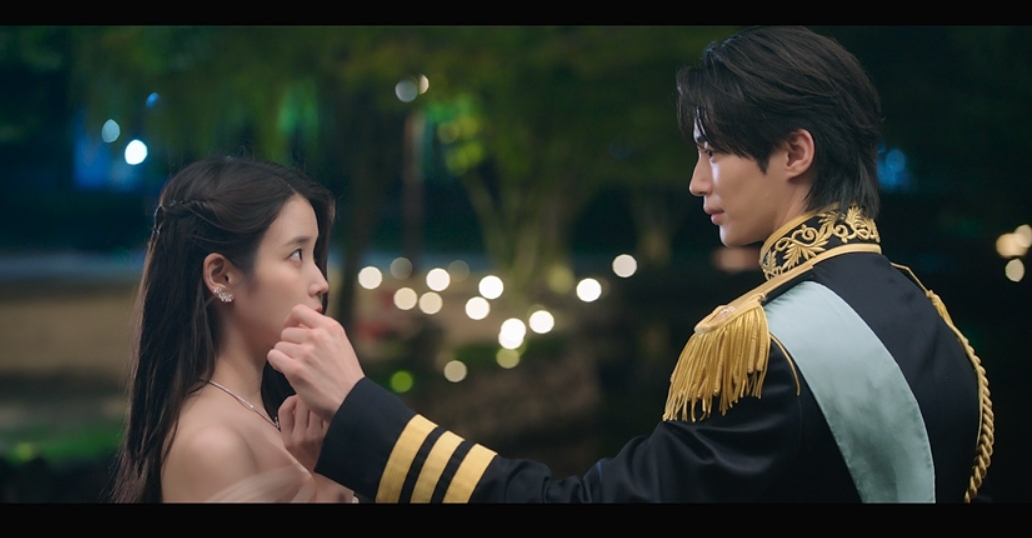 아이유·변우석 '21세기 대군부인', 스페셜 티저 공개로 기대감 높여