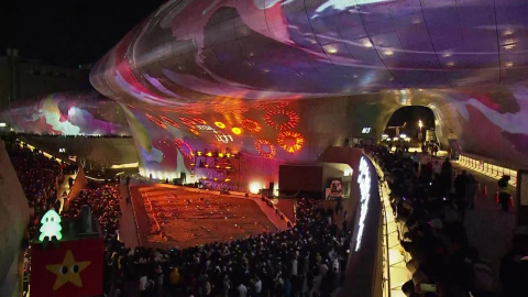 한파에도 새해맞이 한창…DDP 가득 채운 시민들