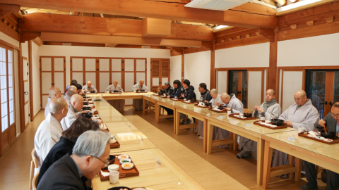 조계종 총무원장, 새해맞이 사회적 취약계층 떡국 간담회