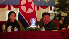 北 정치적 성지에 우뚝 선 김주애...전문가도 처음 본 이례적 ...