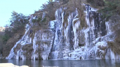[날씨] 주말 아침까지 강추위, 서해안·제주 눈...동쪽은 대기 건조