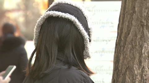 얼어붙은 첫 출근길 "희망은 불끈!"…주말 낮부터 영상권