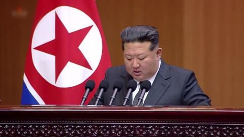 "어떤 의제든 대화할 준비"…북, '두 국가' 장벽만 높이나