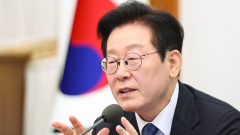 이 대통령 "베네수엘라 교민 보호 철저히…필요 시 철수계획 집행"