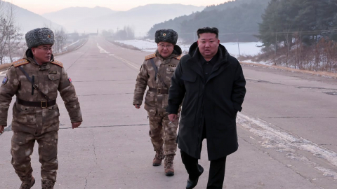 김정은, ’국제 사변’ 거론하며 "핵 무력 고도화"