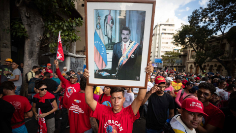 "수도 카라카스는 충격 속 대체로 차분"...미국 규탄 시위도