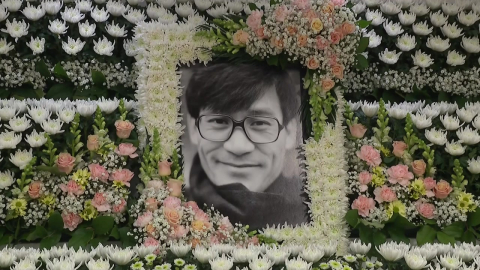 ’국민 배우’ 안성기 별세…빈소 조문 행렬