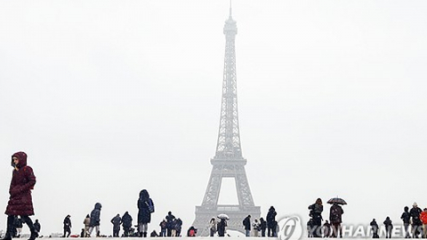북극 한파 덮친 유럽…항공편 줄줄이 취소·전력수요 급증