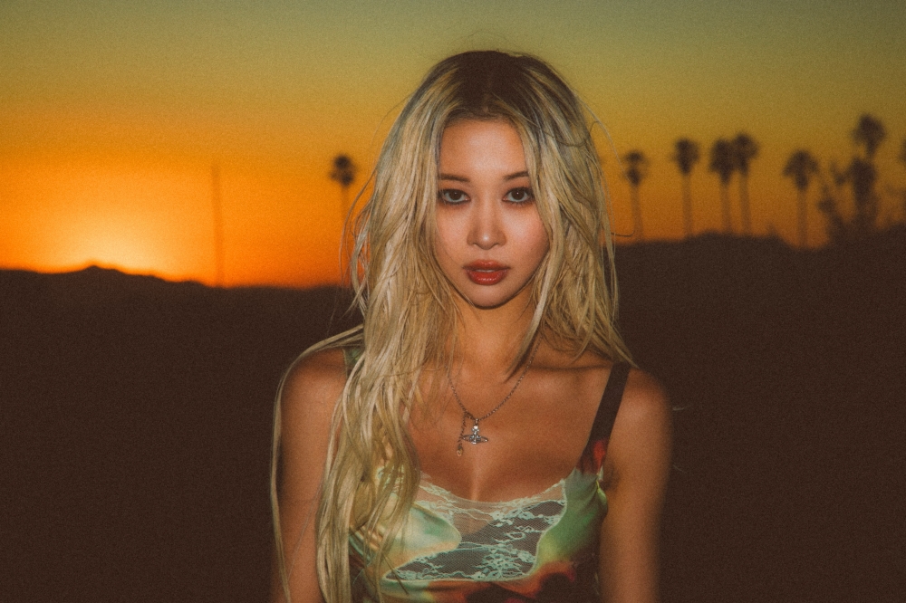 빌보드·NME 극찬 이어 대상까지... 우주소녀 다영, 2026년 기대되는 솔로 퀸