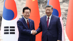 서해구조물 갈등 놓고 "中, 의도적 분쟁지역화" vs "이해관계 ...