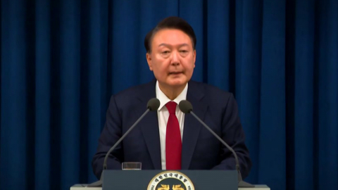 비상계엄 선포부터 재판 마무리까지…초유의 순간들