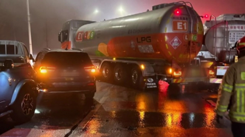 도로 위 숨은 위협 ’도로 살얼음’…한 번 나면 대형 피해