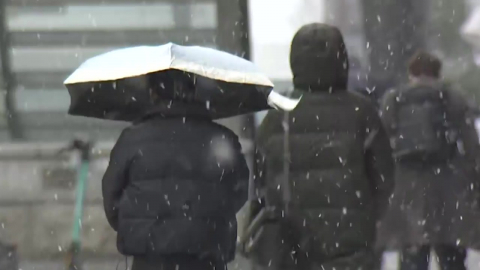 [날씨] 오늘 중부 중심 눈비, 교통안전 유의…강원엔 \'대설특보\'