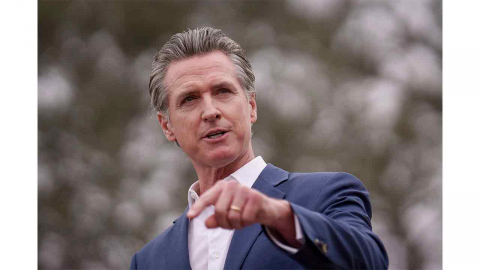 ’미 민주당 잠룡’ 뉴섬 주지사 "캘리포니아 억만장자세 막을 것...누진 소득세가 정당"