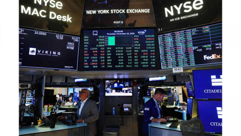 뉴욕 증시, 카드 이자 상한 역풍에 동반 하락 마감