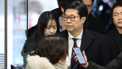 법원, ’홈플러스 사태’ MBK 김병주 등 경영진 구속영장 기각