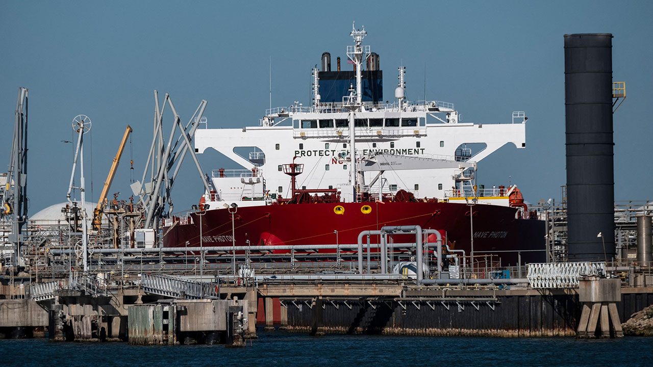 미, 베네수엘라 원유 첫 매각...미 재무부 계좌에 7천억 예치