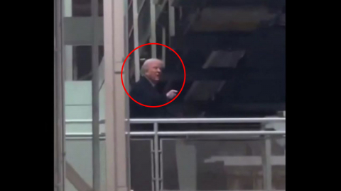 트럼프, 야유받자 ’욕설’에 ’정직’ 보복…하루 만에 ’12억 후원’ 반격