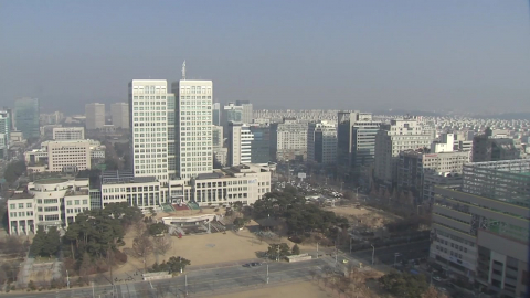 [날씨] 스모그에 화재까지, 온통 잿빛 서울…현장 드론 영상 보니