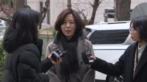 3차 출석한 김경 "추측 보도 난무…결과 봐 달라"