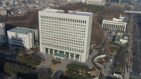 중수청은 ’택갈이’?…검찰개혁 연착륙이냐, 정면돌파냐