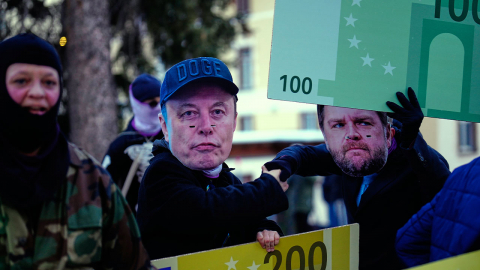 "머스크 등 12명 자산이 지구촌 하위 40억 명보다 많아"