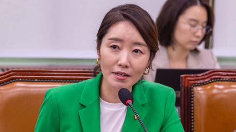 강선우, 내일 오전 첫 경찰 출석…김경 "강선우 측이 1장 요구"