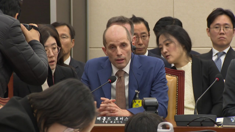 ’쿠팡 한국 대표’ 로저스 수사 가능?…경찰 "3차 출석 통보"