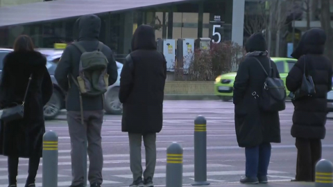 유럽·미국 괴물 한파 이어 한국도 ’꽁꽁’…원인은 북극 온난화?