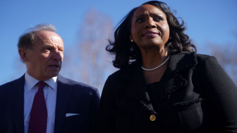 미국 대법원, ’트럼프 vs 파월 대리전’에서 쿡 연준 이사 유임에 무게