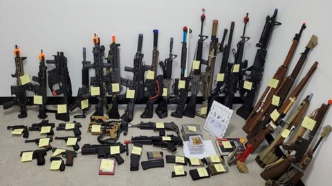 관세청, 중국발 해외 직구서 모의 총포 3,700개 적발