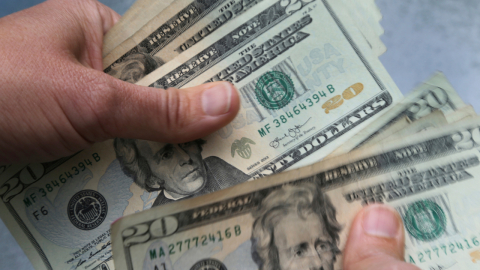 달러·원 환율 1,465원 마감...우크라이나 종전 기대감