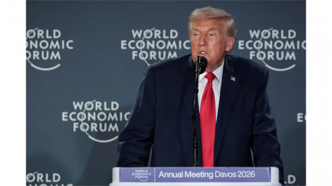 트럼프 "때로는 독재자 필요"...기업인 90분 기다리게 하고 농담