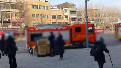 지하철 1호선 종로3가역 열차 연기…승객 대피 소동