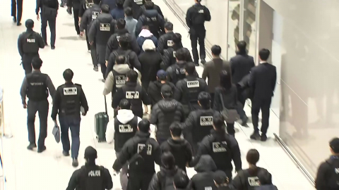 캄보디아 범죄자 73명 강제 송환…역대 최대 작전