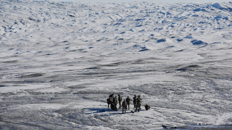 '이 와중에'...트럼프 옛 참모, 그린란드에 데이터센터 건설 추진