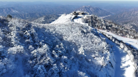 새하얀 겨울빛 내려앉은 무주 덕유산…설경 ’절정’