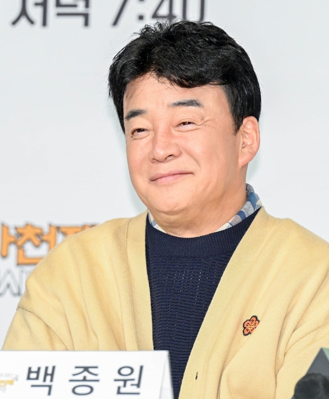 백종원, 지역축제 방문…"방송 복귀는 아냐"