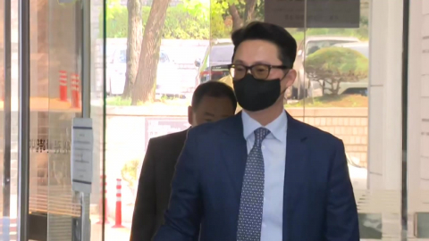  '통일교 금품 전달' 윤영호 1심 징역 1년 2개월