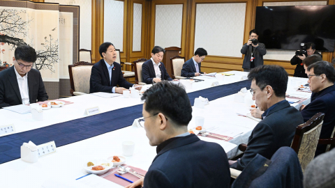 금융·외환당국 "미국의 금리 인하 신중 인식 주목"