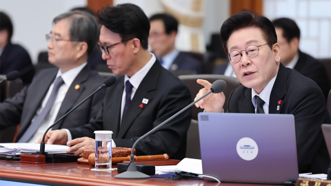 이 대통령 "’설탕세 시행 비난’은 여론 조작 가짜 뉴스"