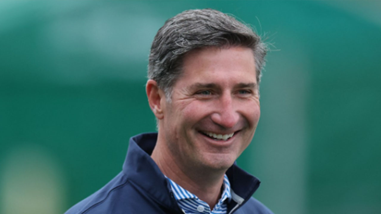 전용기로 1,600㎞ 출근하는 CEO...스타벅스 "신변안전 위해 비용 한도 폐지"