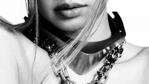 제니·리사 다 모였다…블랙핑크, 완전체 컴백 기대감 올리는 흑백 포스