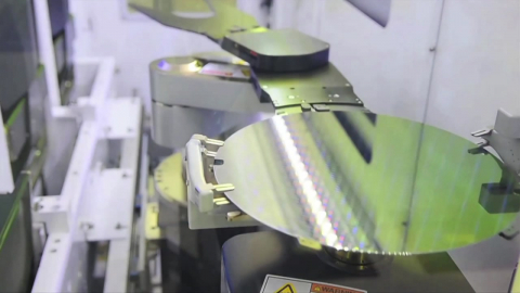 반도체·조선 날고 건설 추락…지난해 산업생산 5년 만에 최소